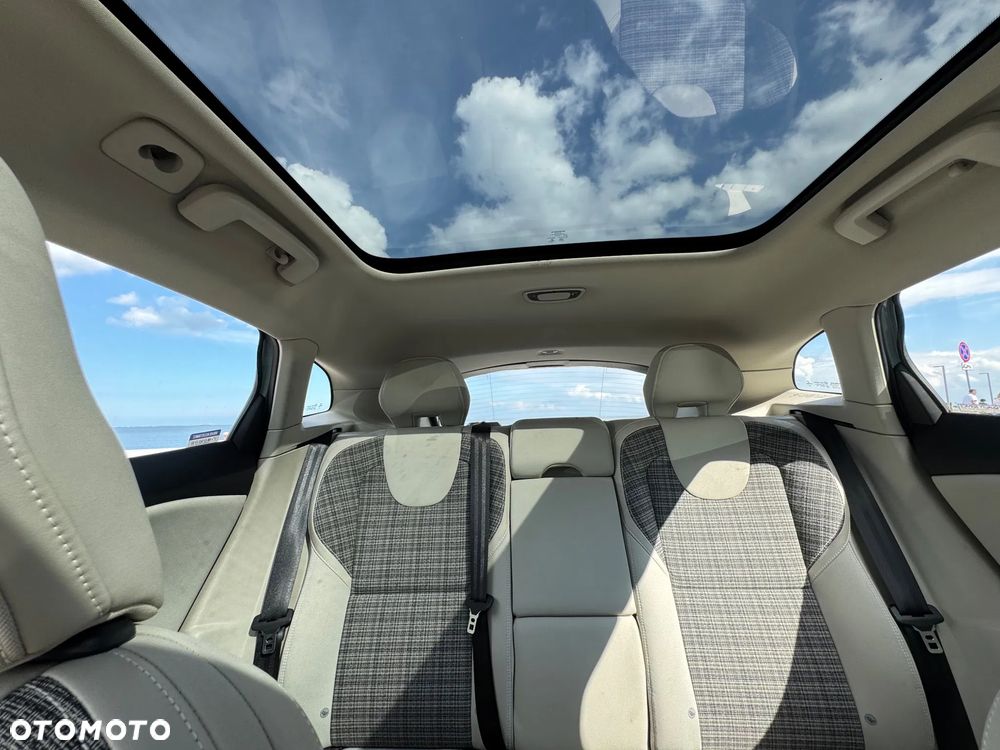 Volvo V40 D4 Drive-E Inscription - 8