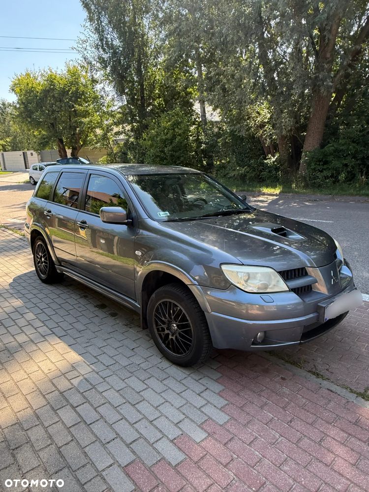 Mitsubishi Outlander 2.0 Turbo 4WD - 6
