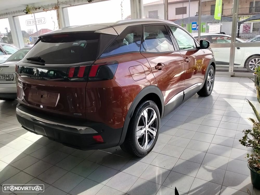 Peugeot 3008 PureTech 130 Stop & Start GPF EAT8 Crossway - 4