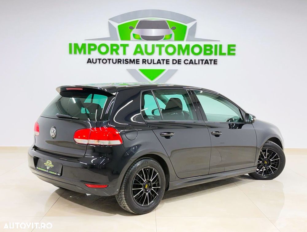 Volkswagen Golf 1.6 TDI DPF Trendline - 12