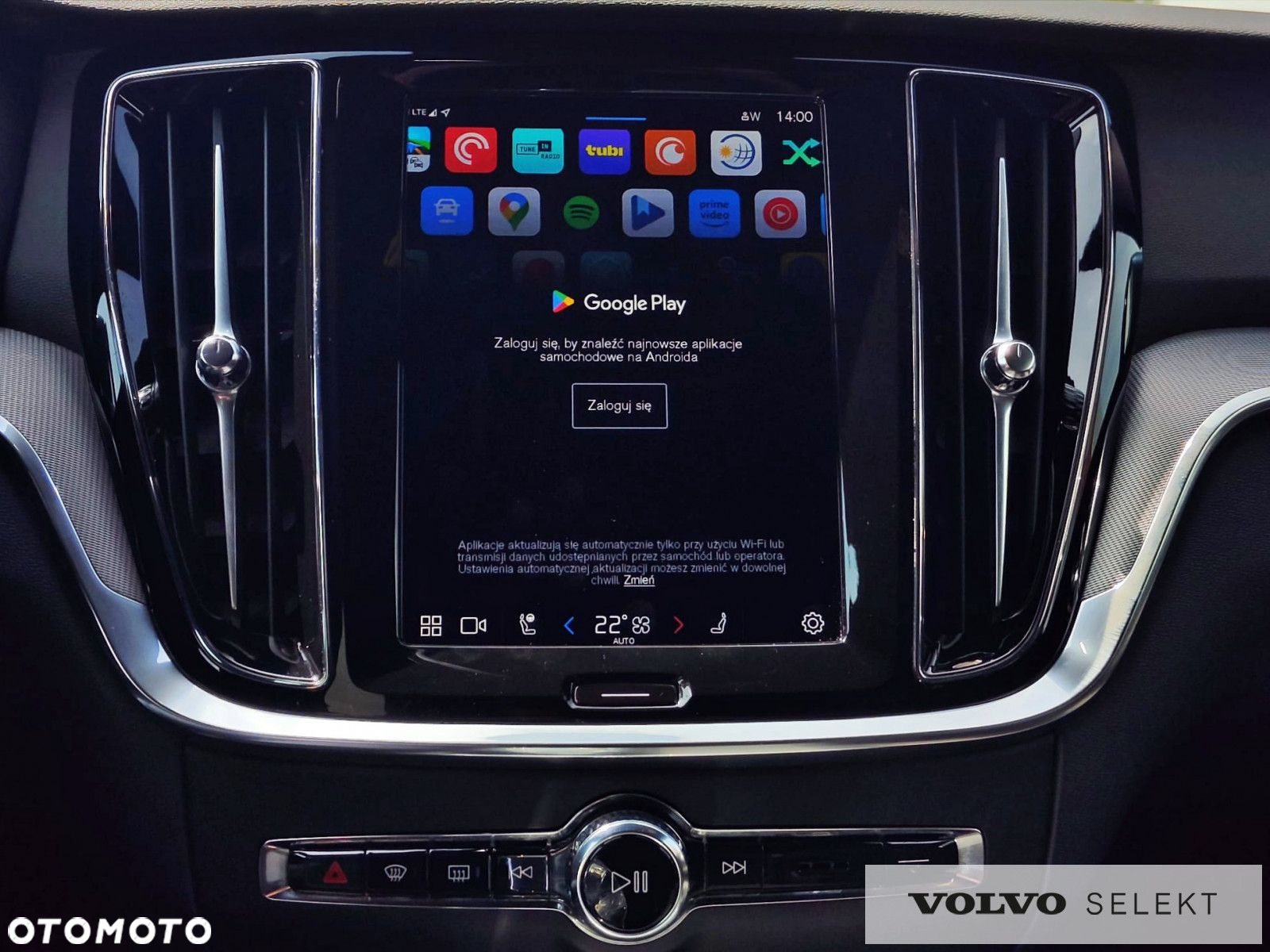 Volvo V60 Cross Country - 28