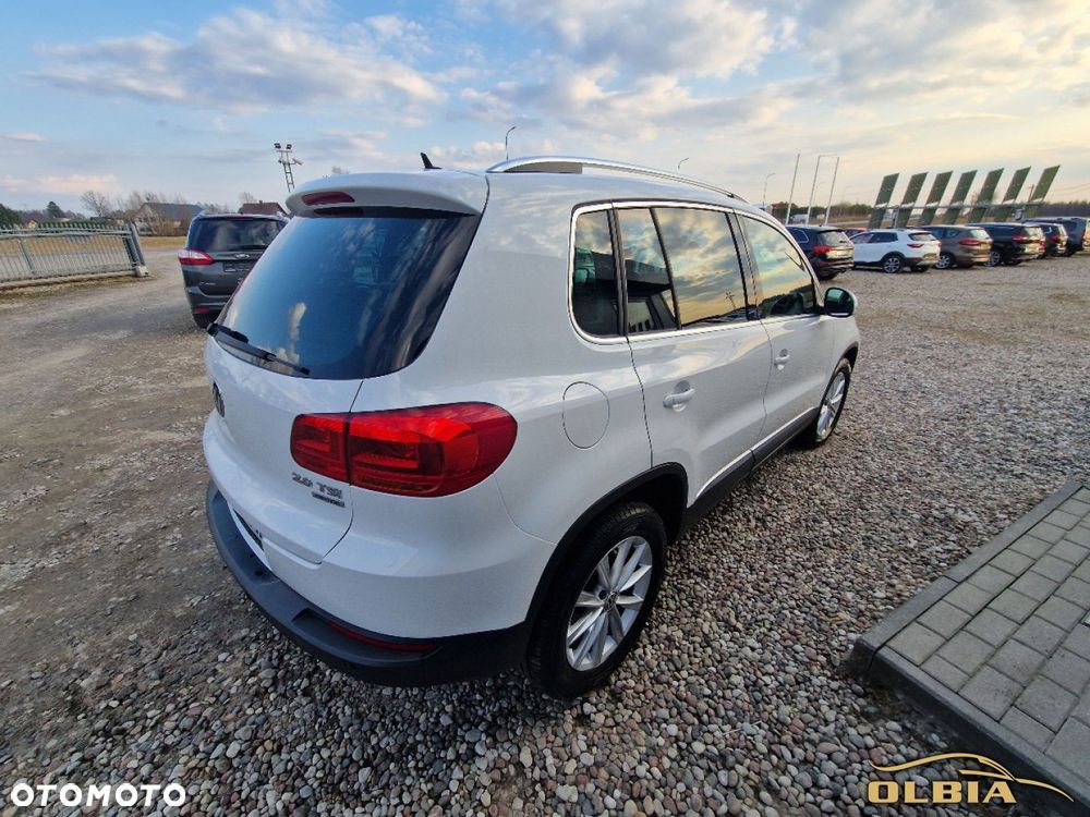 Volkswagen Tiguan - 12