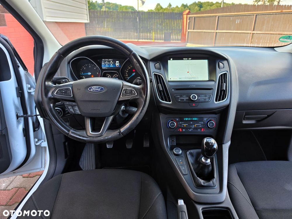 Ford Focus 2.0 TDCi Titanium ASS - 27