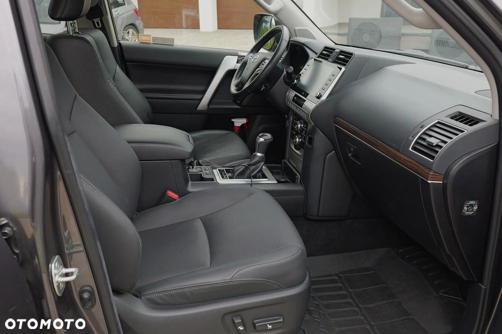 Toyota Land Cruiser LC 2.8 D-4D Invincible - 7