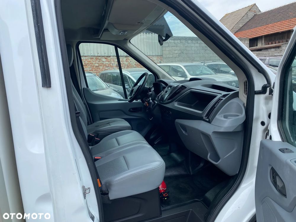 Ford TRANSIT - 10