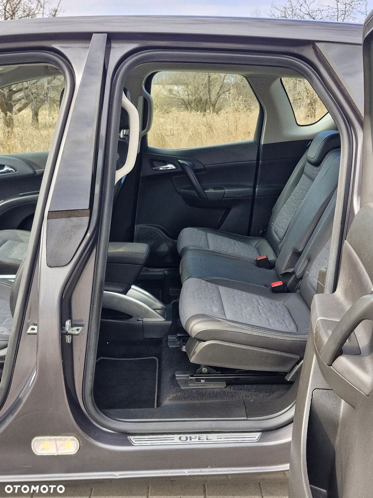 Opel Meriva 1.4 T Cosmo S&S - 18