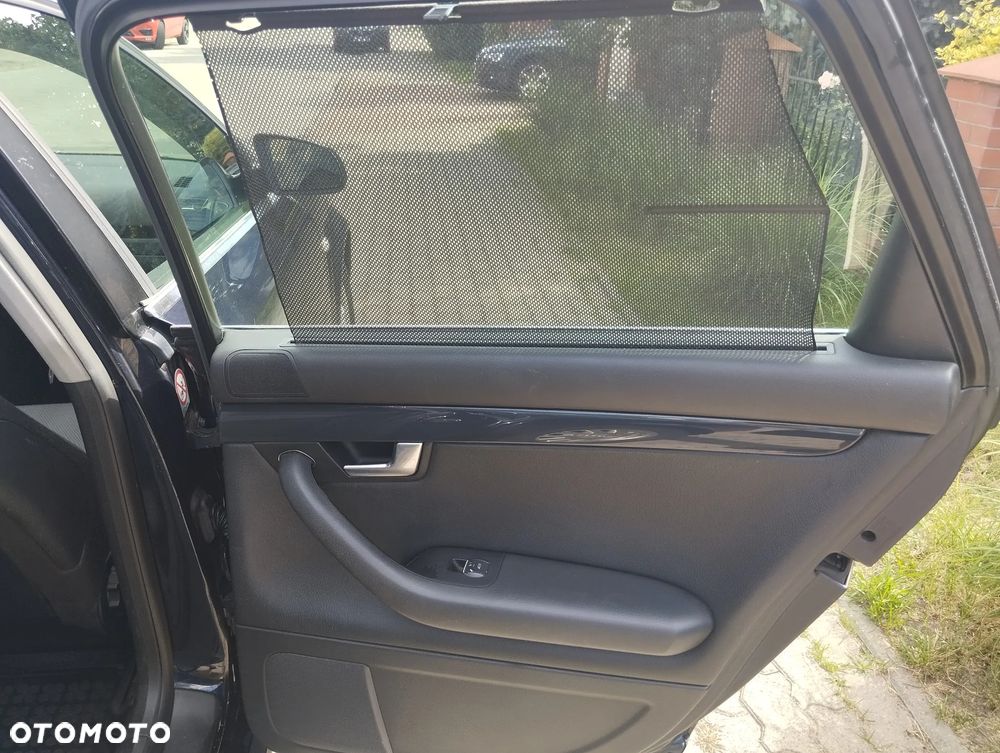 Audi A4 Avant - 16