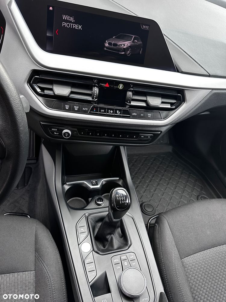 BMW Seria 1 118i Advantage - 16