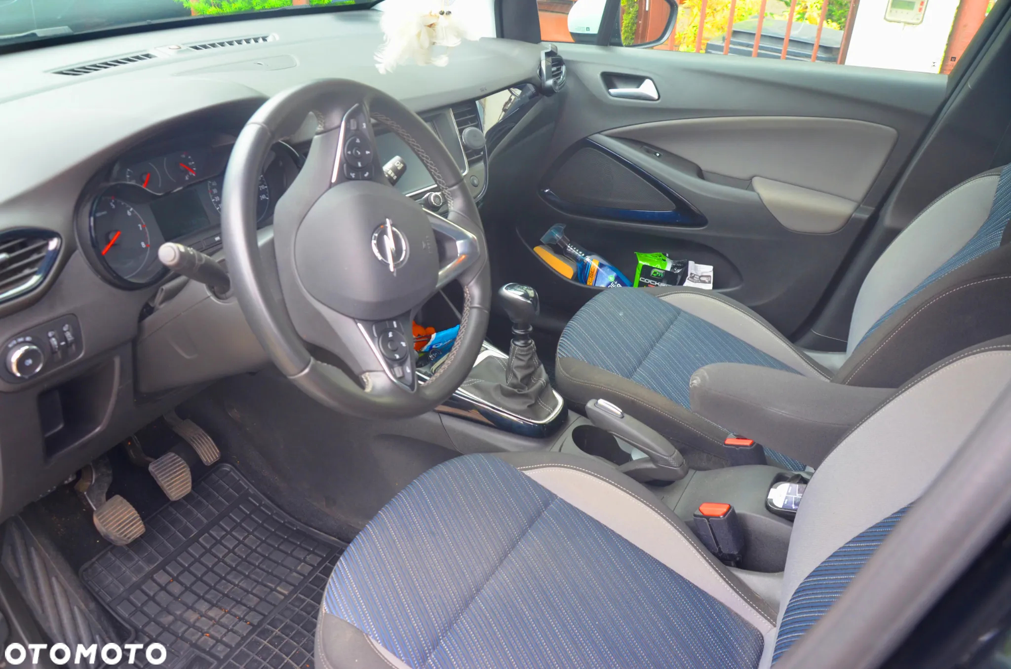 Opel Crossland X 1.2 T 120 Lat S&S - 4
