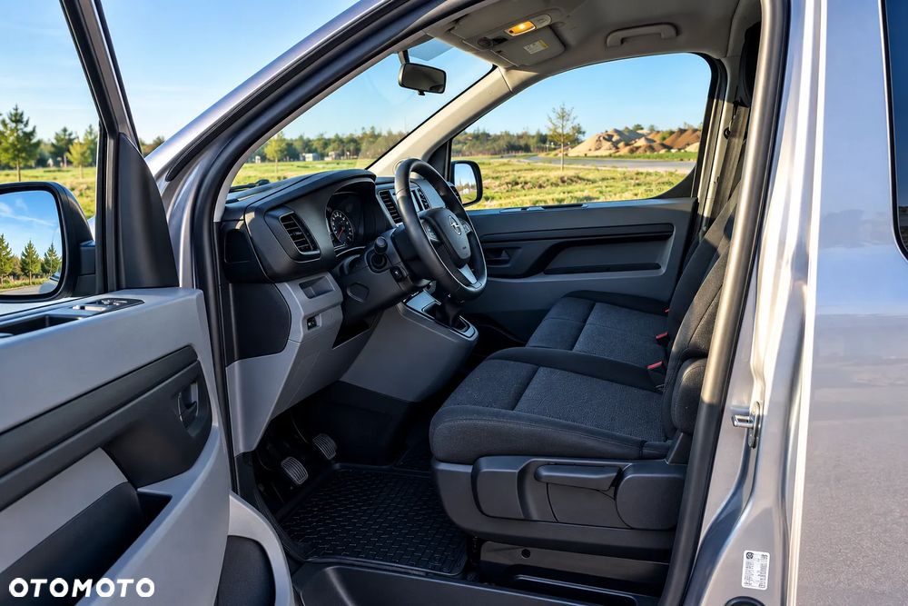 Opel Vivaro Kombi Extra Long 2,8t Enjoy - 11
