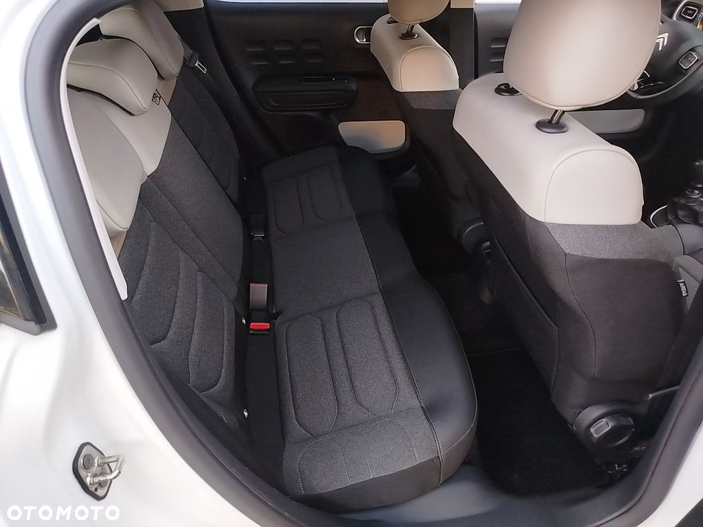 Citroën C3 BlueHDi 100 S&S SHINE PACK - 23