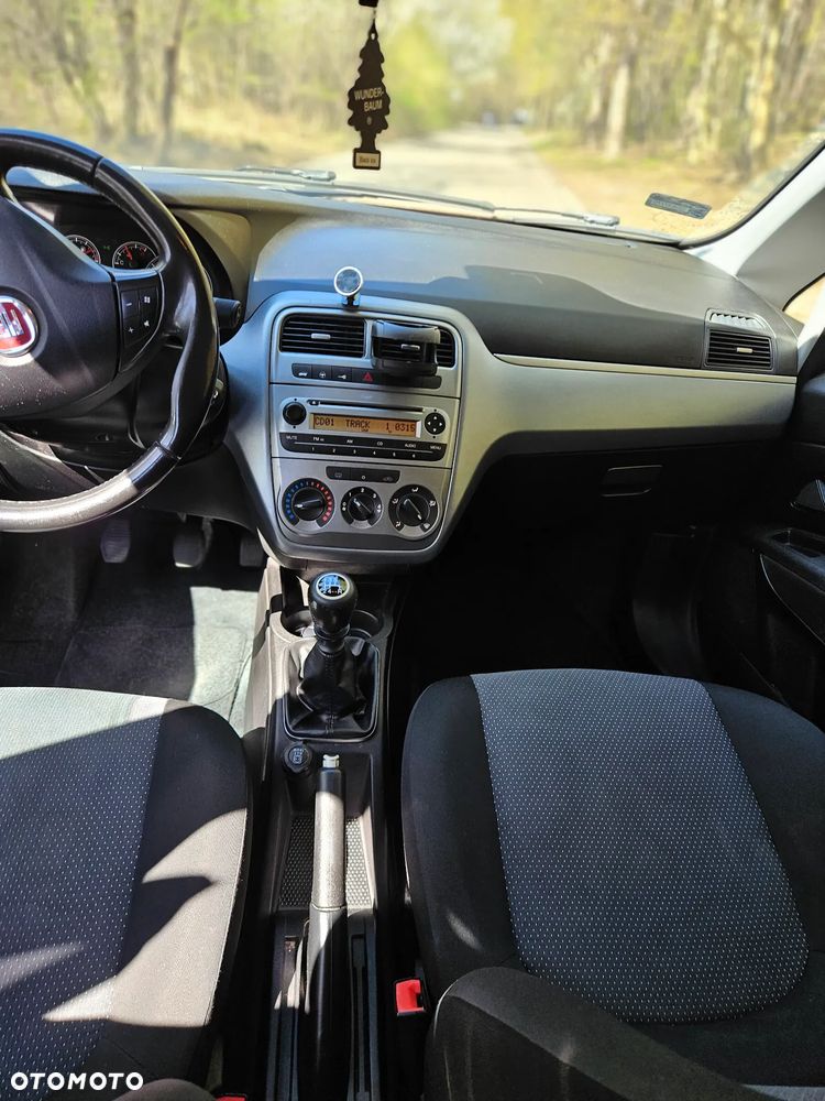 Fiat Punto Evo - 14