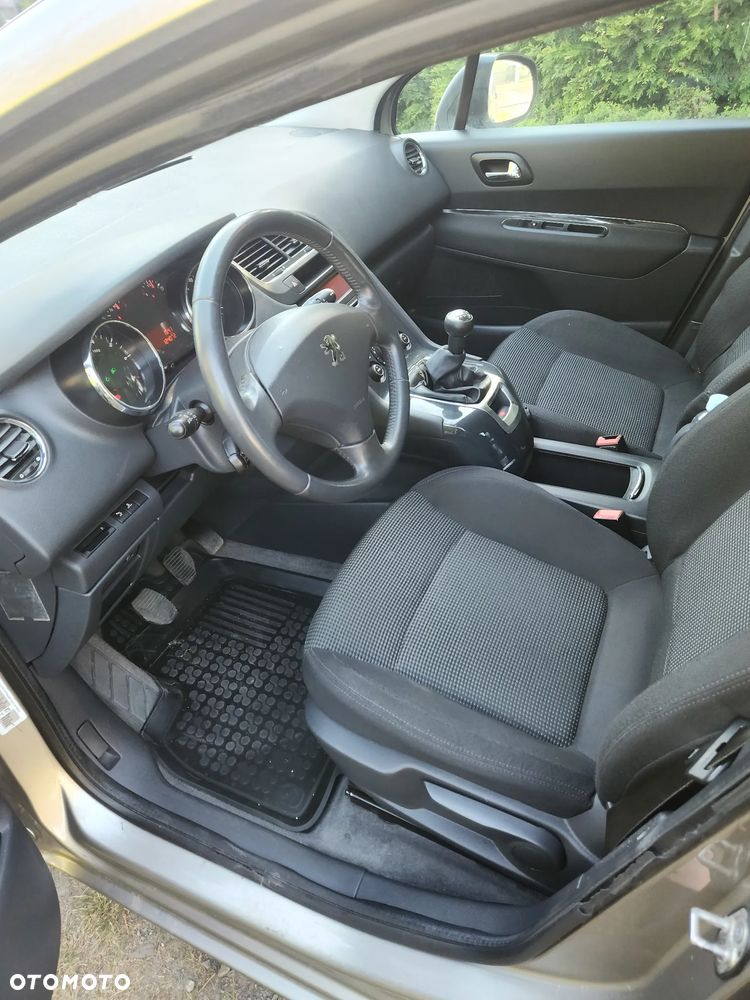Peugeot 5008 120 VTi Access - 14