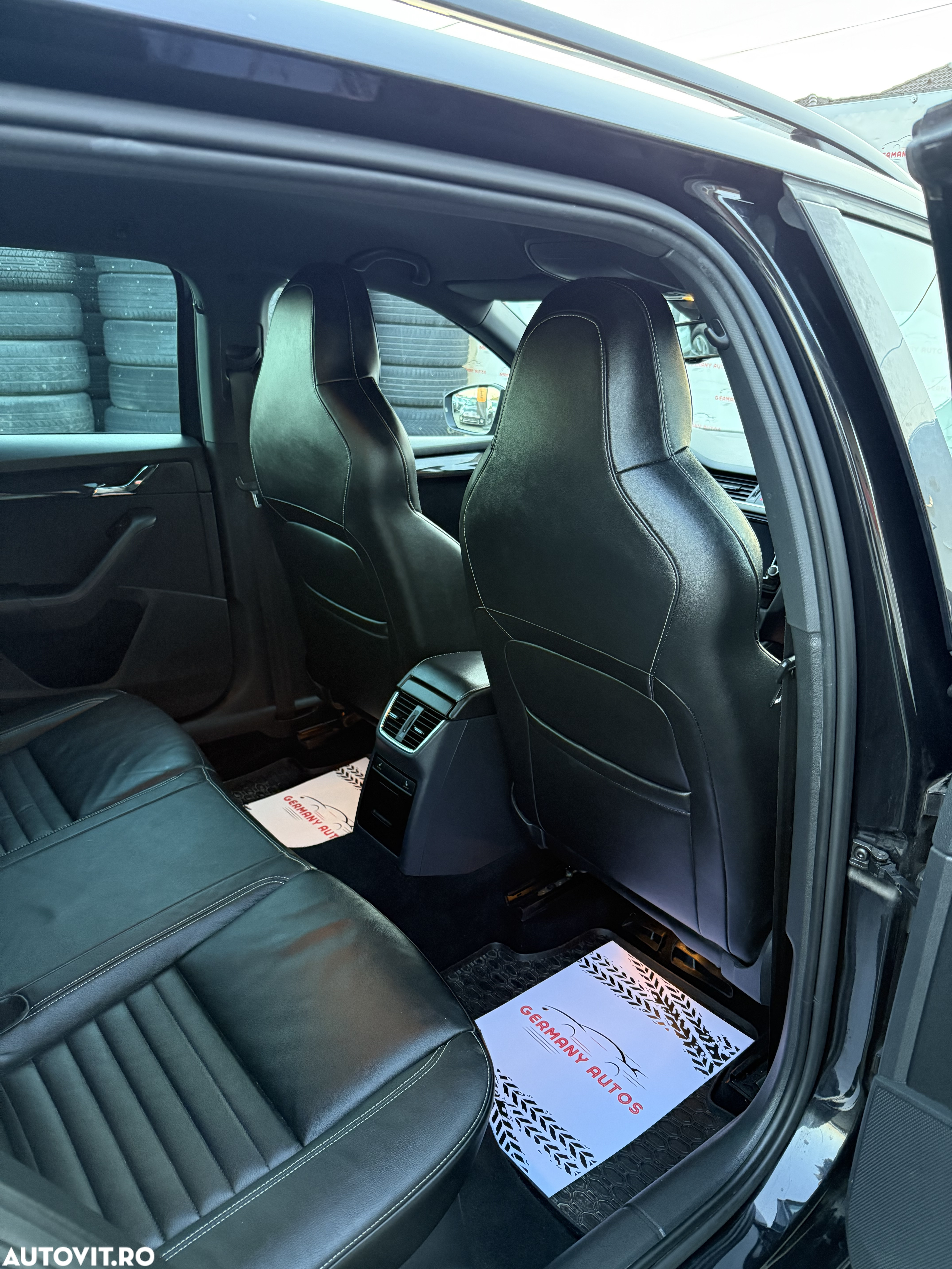 Skoda Octavia 2.0 TDI DSG RS - 21