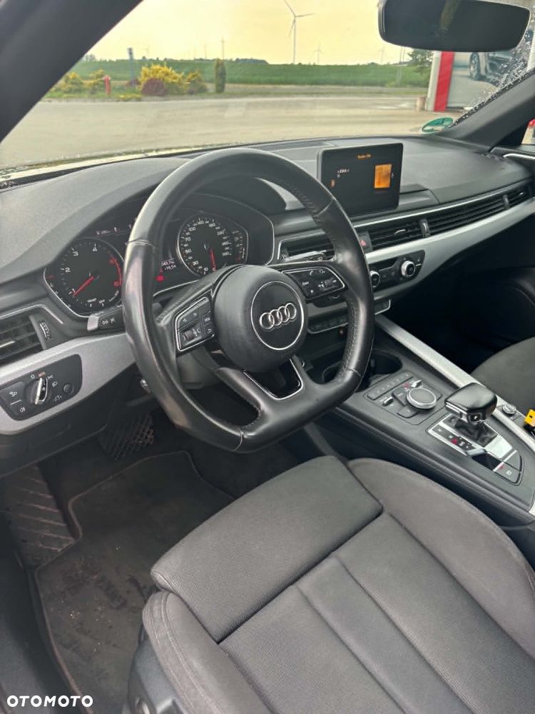 Audi A4 Avant 2.0 TDI ultra S tronic - 17
