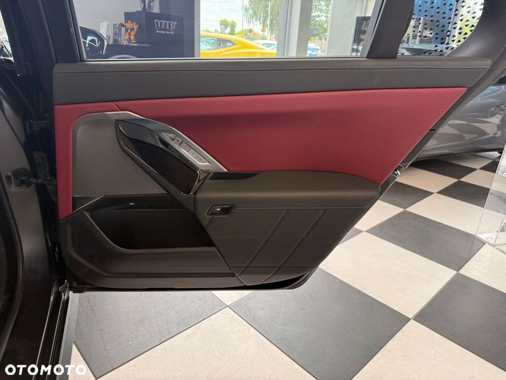 BMW Seria 7 - 13