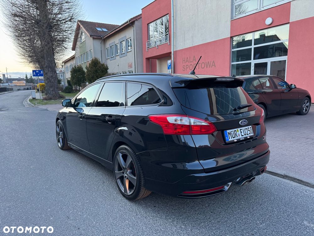Ford Focus 2.0 EcoBoost ST mit Leder-Sport-Paket - 4