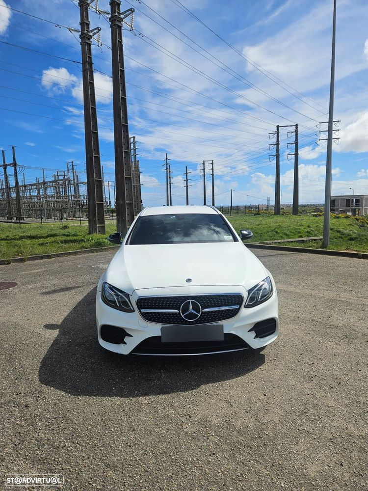 Mercedes-Benz E 300 de AMG Line - 2