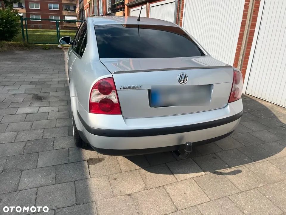 Volkswagen Passat 2004 photo 4