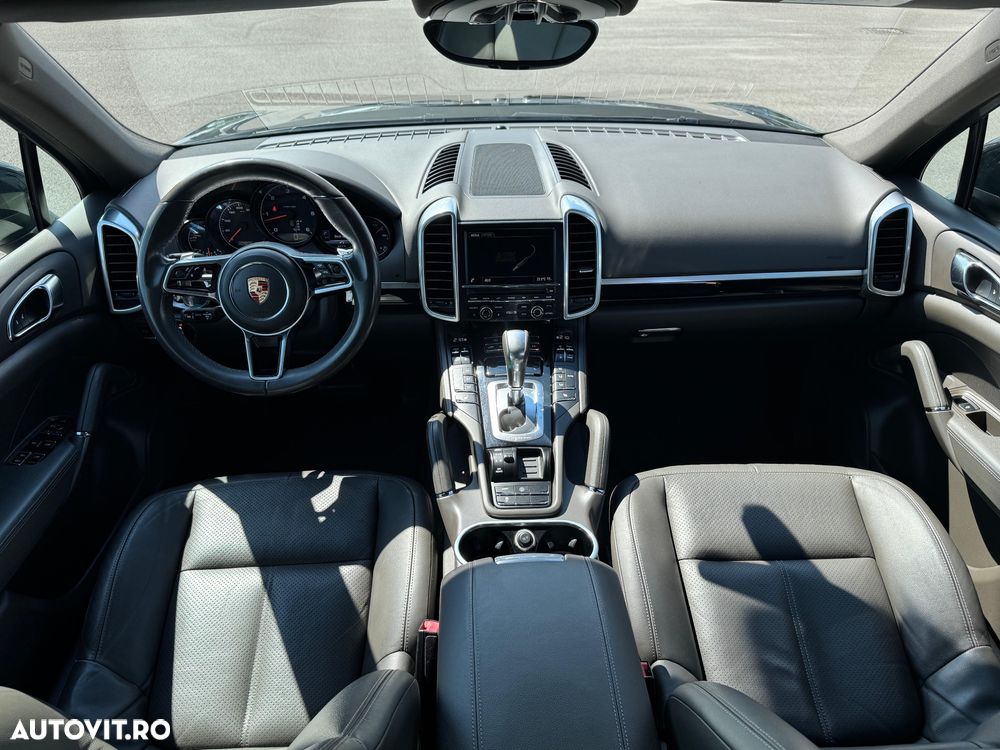 Porsche Cayenne Tiptronic S - 7