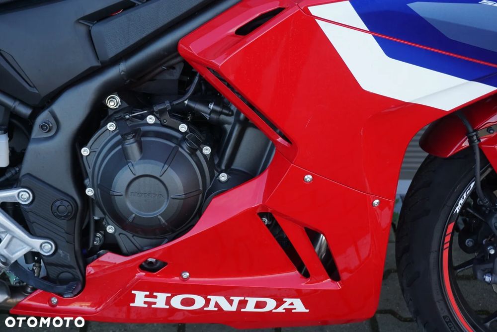 Honda CBR - 9