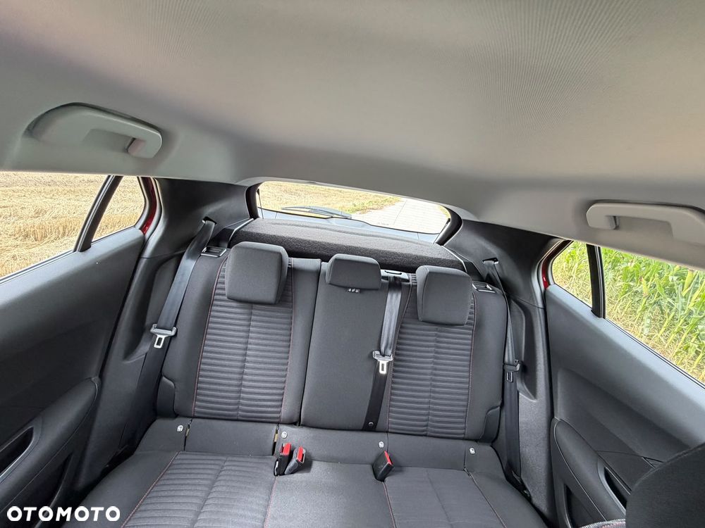 Peugeot 2008 PureTech 100 Active - 25