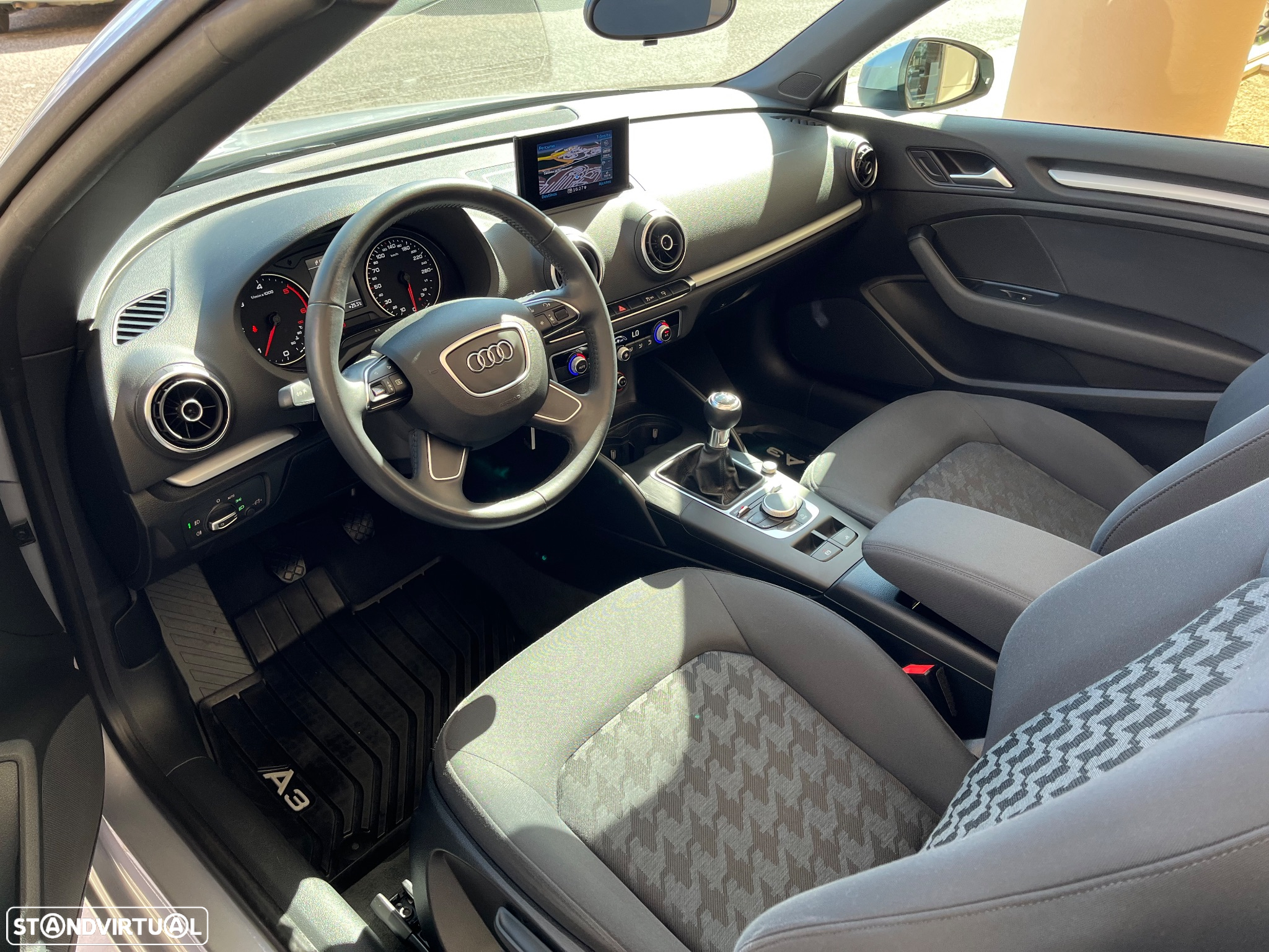 Audi A3 Cabrio 2.0 TDi Sport - 33