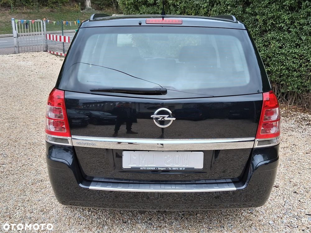 Opel Zafira 1.8 - 8