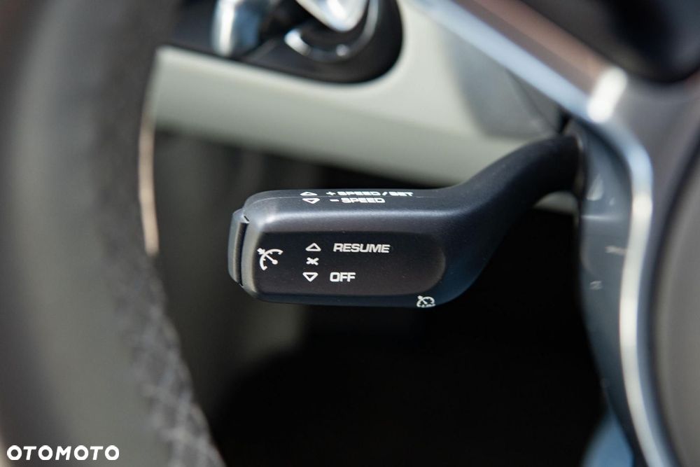 Porsche Macan Standard - 23