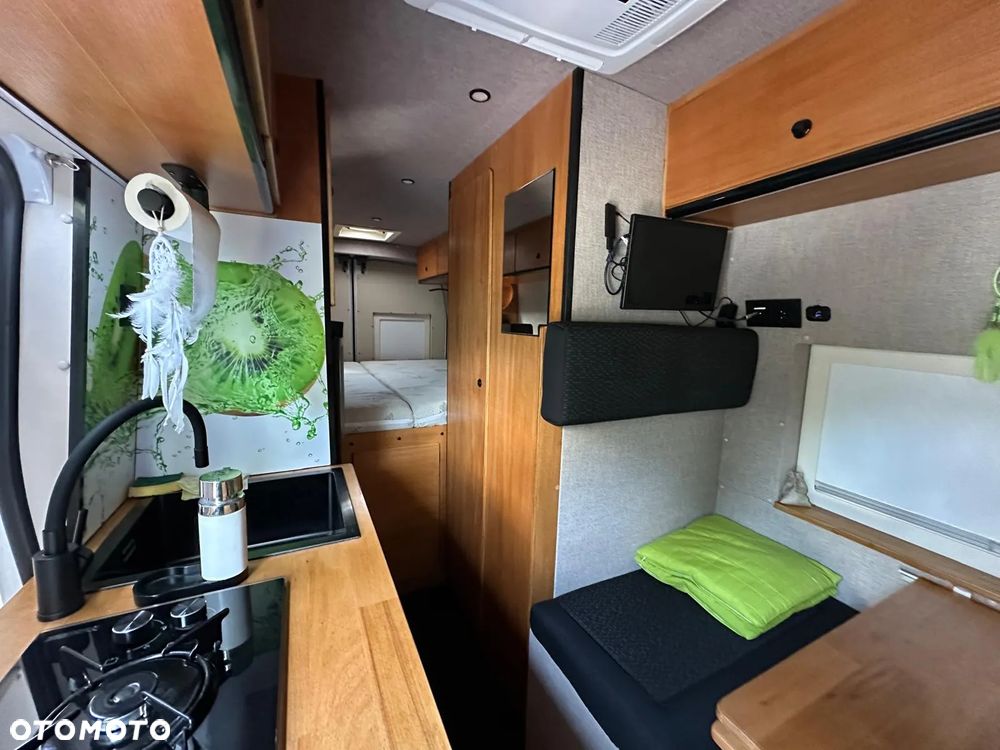 Ford Transit - 18