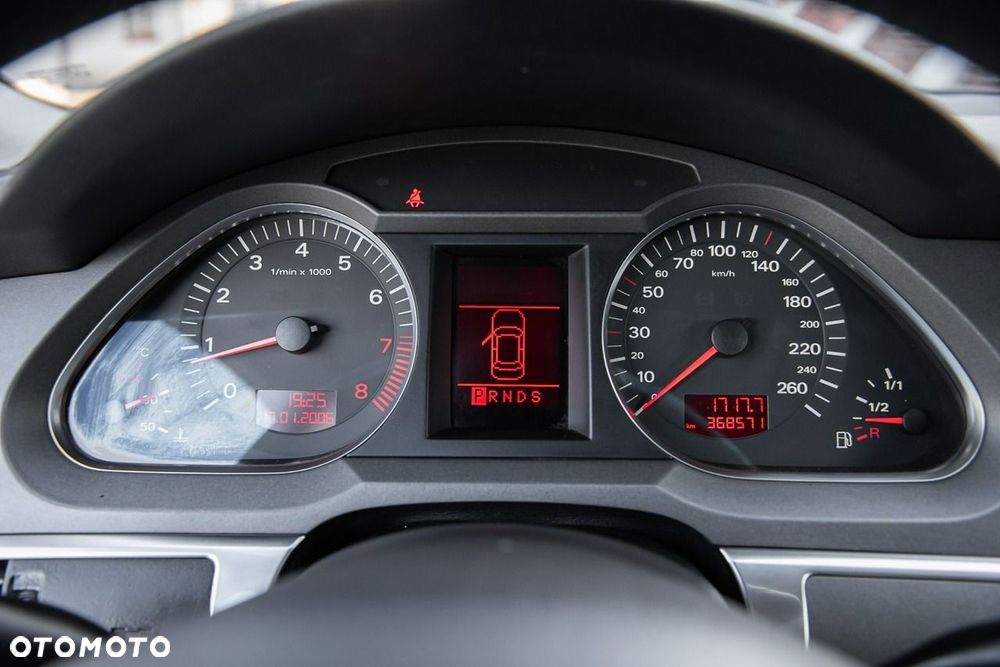 Audi A6 Avant - 30