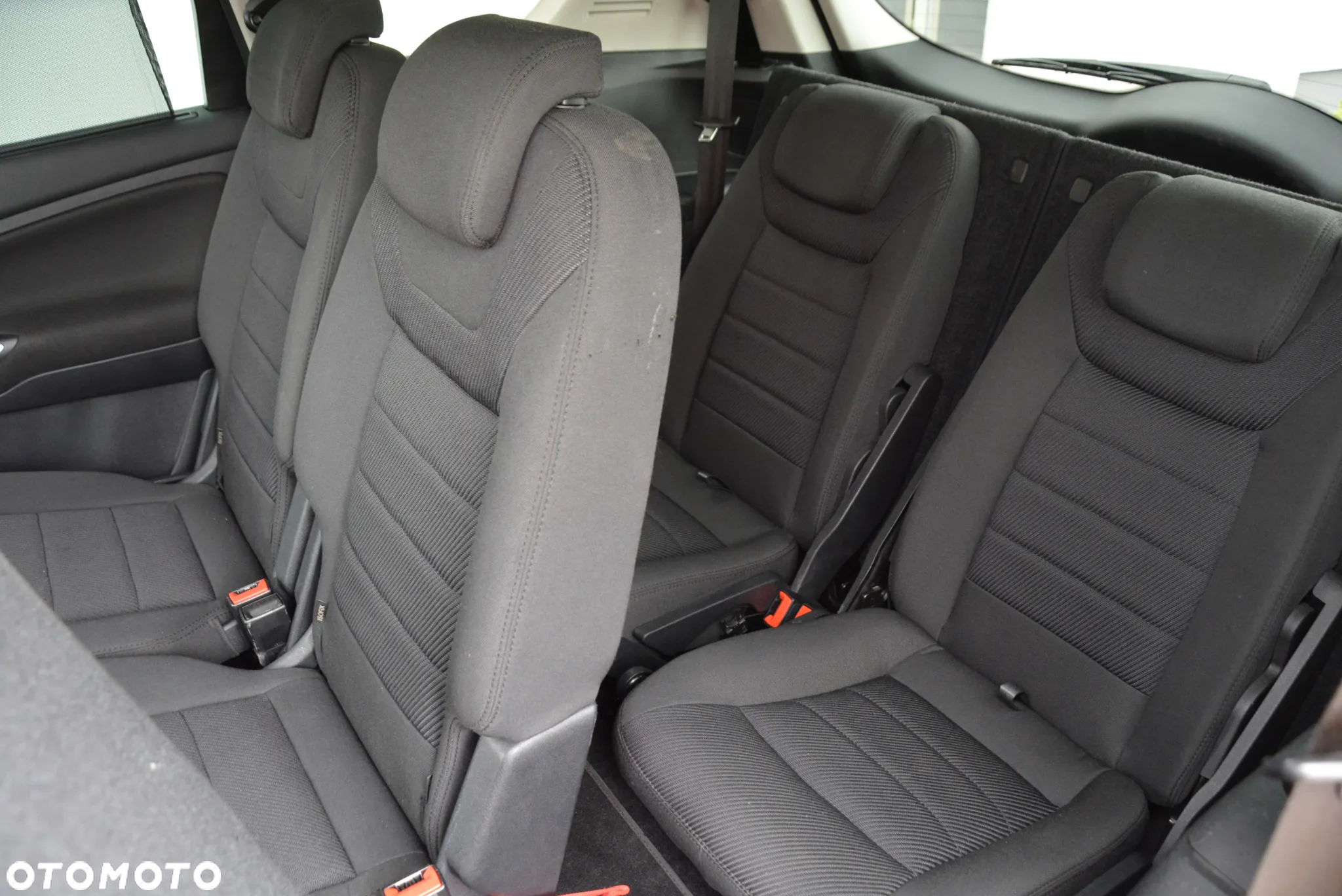 Ford S-Max - 29