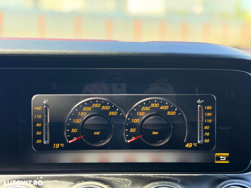 Mercedes-Benz E 53 AMG 4Matic AMG Speedshift 9G-TCT - 13