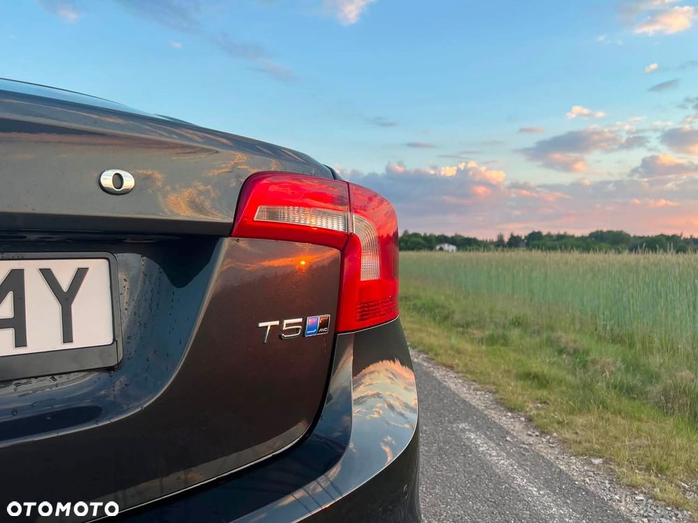 Volvo S60 2.5 T5 AWD - 9