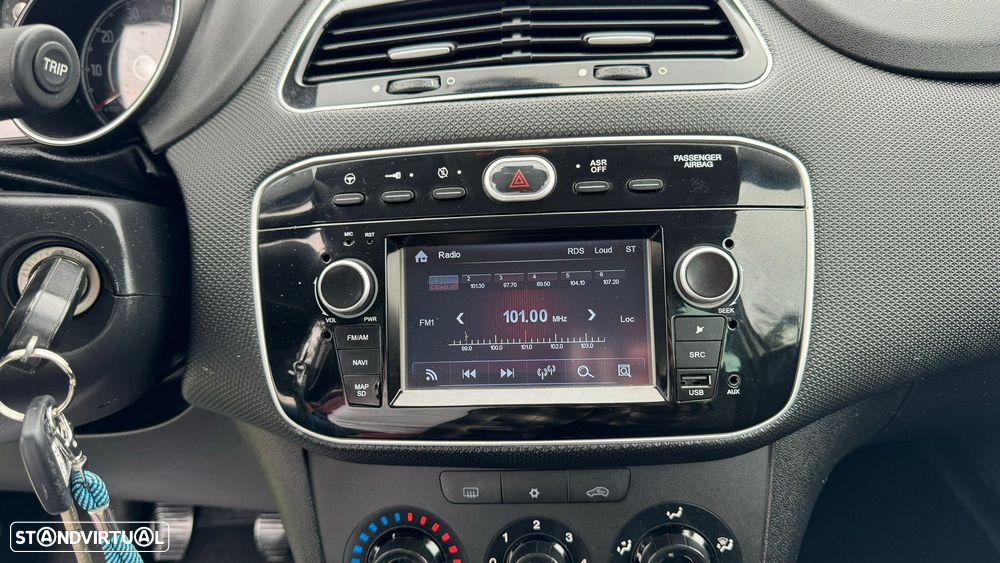 Fiat Punto 1.2 Lounge S&S - 28