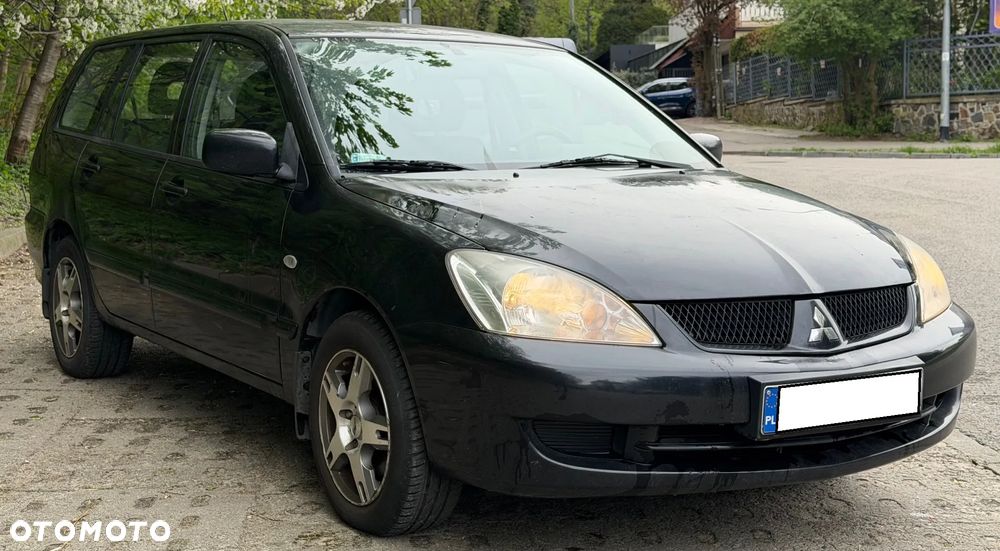 Mitsubishi Lancer - 2