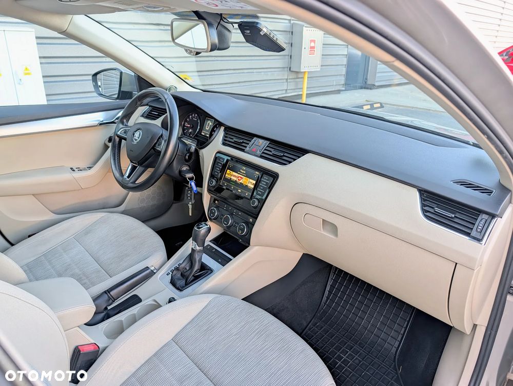 Skoda Octavia 1.6 TDI Active DSG - 12