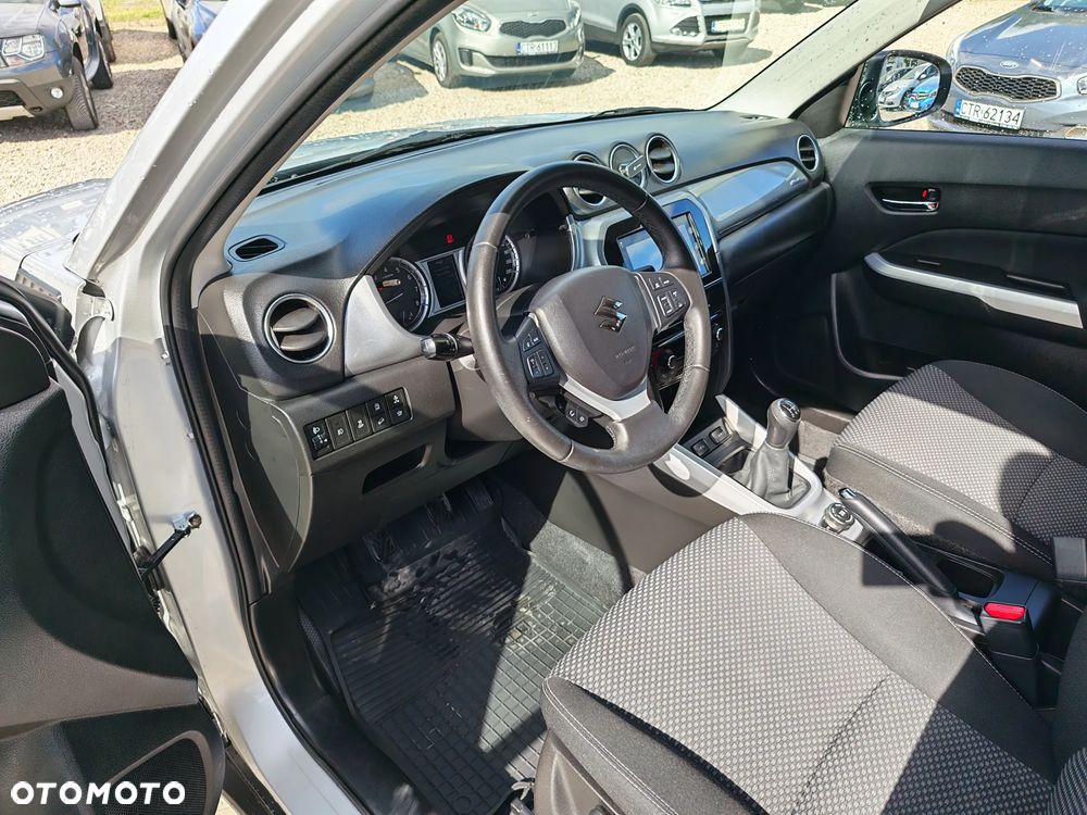 Suzuki Vitara 1.6 Comfort 4WD - 16