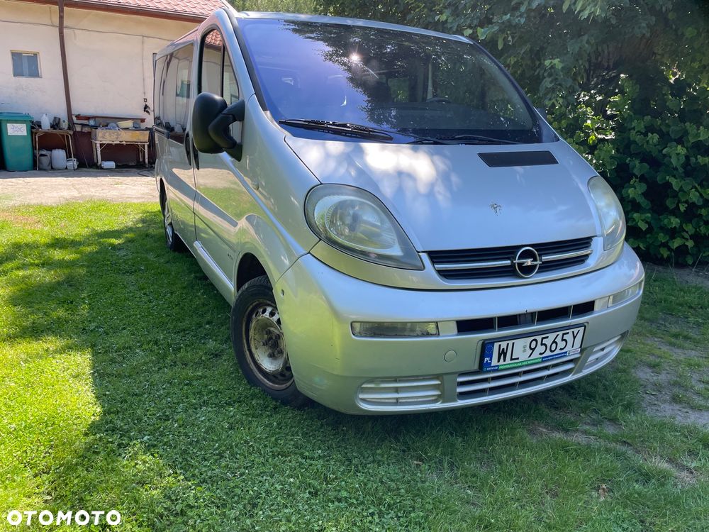Opel Vivaro - 24