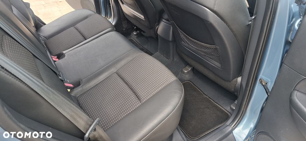 Hyundai i30 1.6 blue Comfort - 14