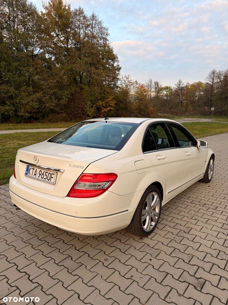 Mercedes-Benz Klasa C 220 CDI 7G-TRONIC Avantgarde Edition - 6