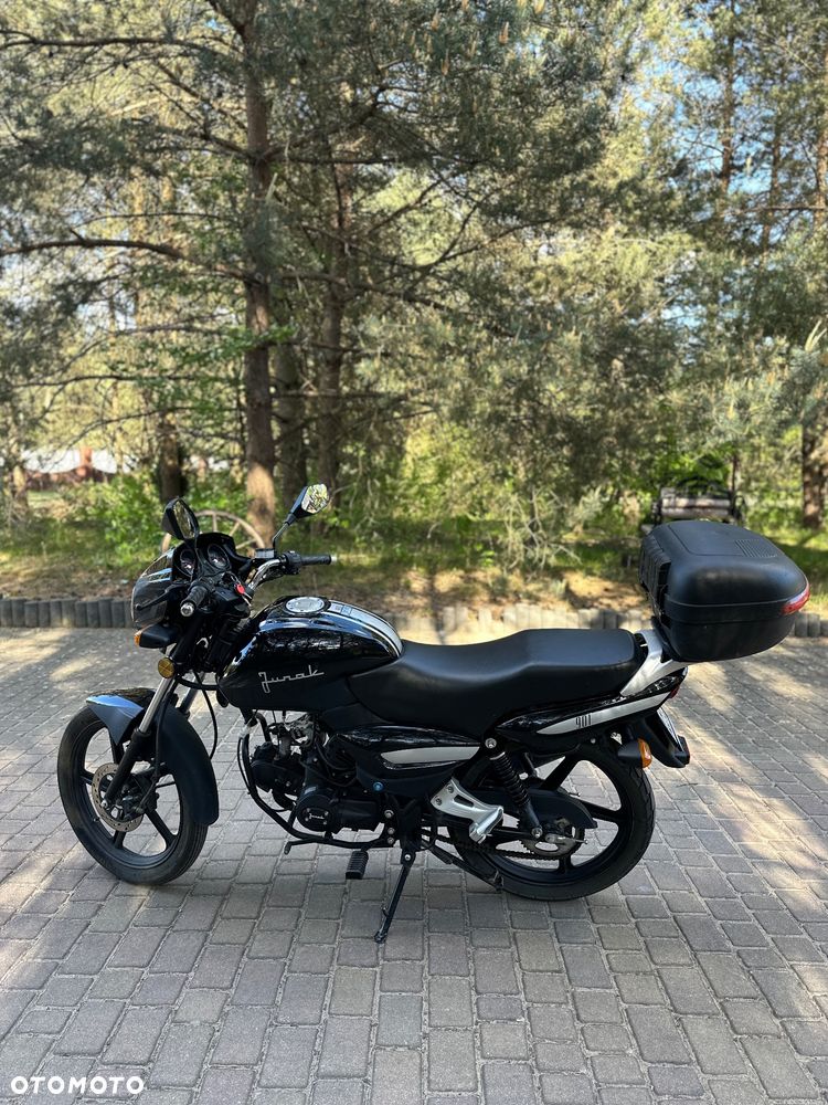 Junak 901 - 4