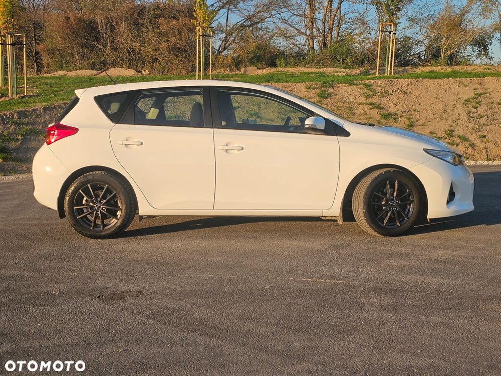 Toyota Auris 1.33 VVT-i Active - 8