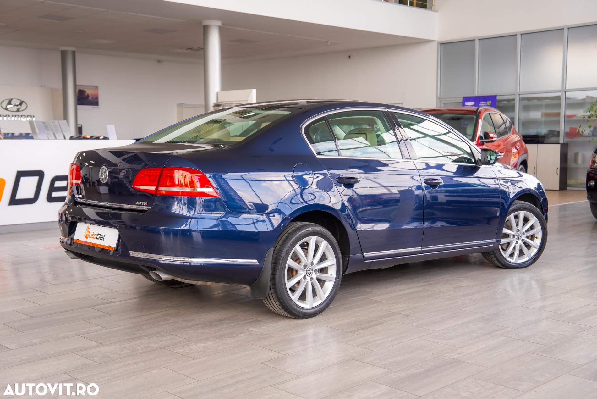 Volkswagen Passat - 8