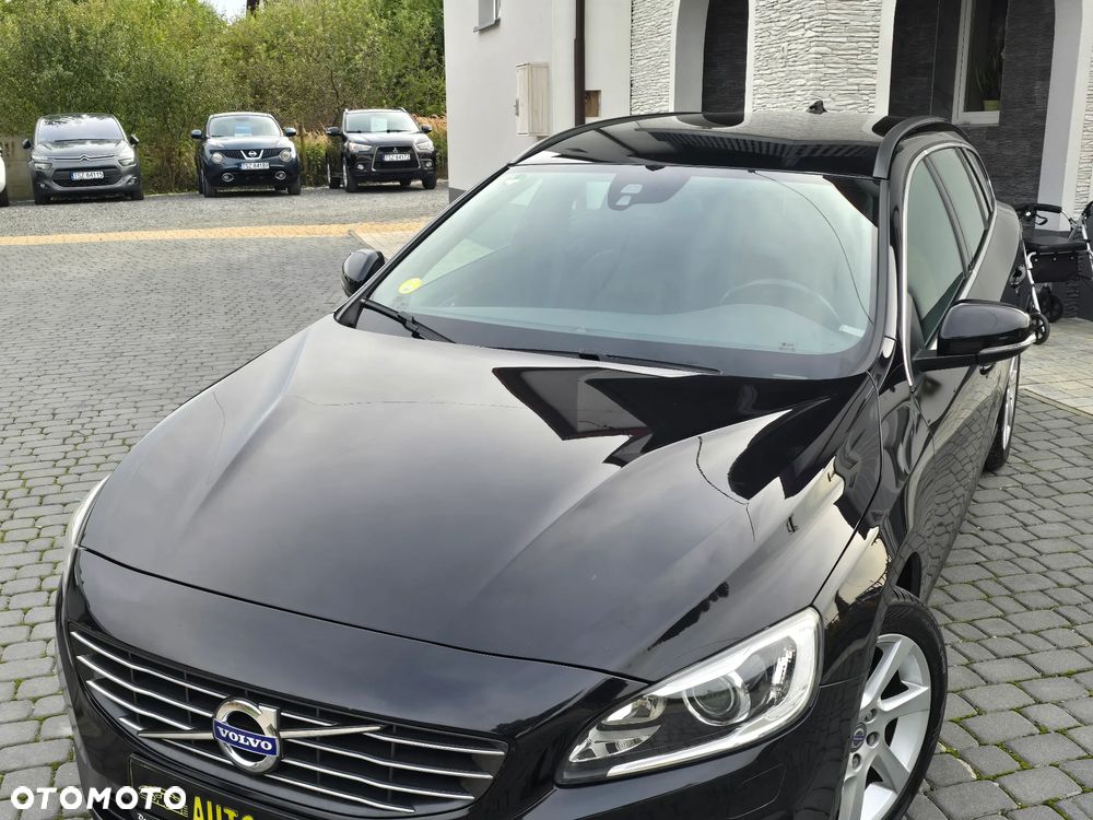 Volvo V60 D4 Summum - 6
