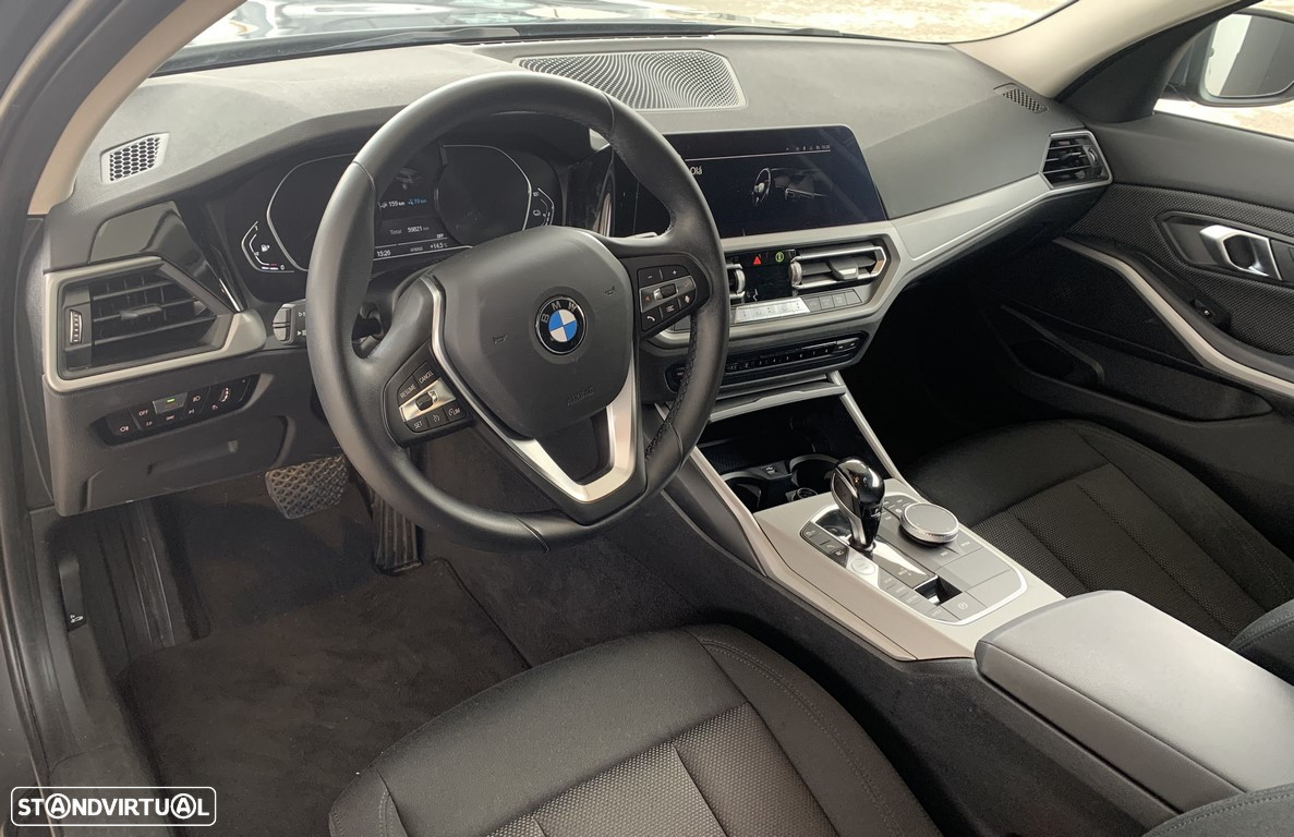 BMW 330 e Touring Line Sport Auto - 5