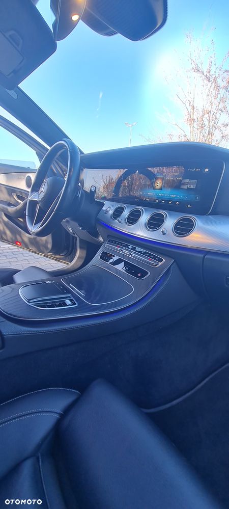 Mercedes-Benz Klasa E - 22