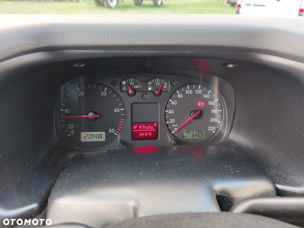 Volkswagen Multivan - 4