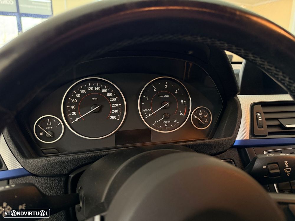 BMW 320 d Auto Pack M - 32