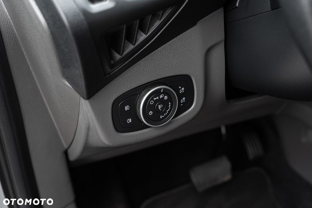 Ford Tourneo Connect Grand 1.5 TDCi Start/Stop Titanium - 18
